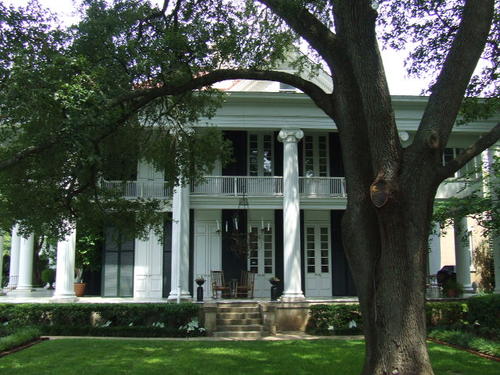 Gonzales, TX: The Belle Oaks Inn