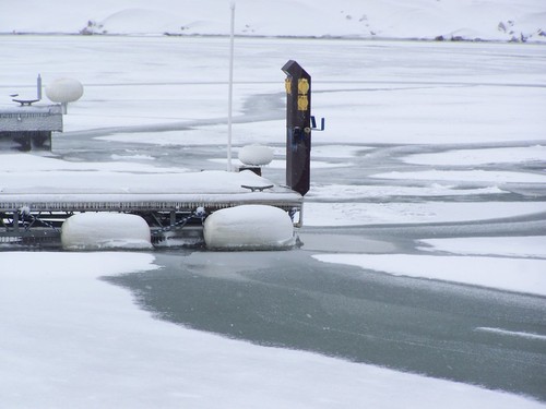 Erie, PA: Yacht Club Marina Freezing Over