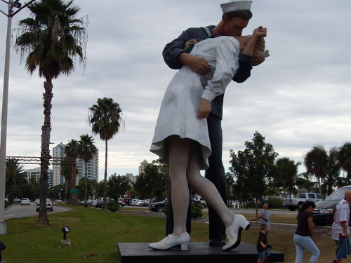 Sarasota, FL: Statue at Marina