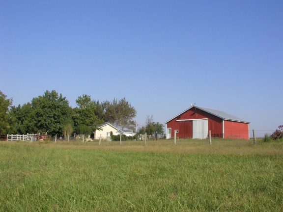 Joplin, MO: Small farm near Joplin