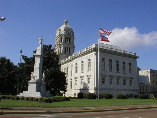 Greenwood, MS: Courthouse
