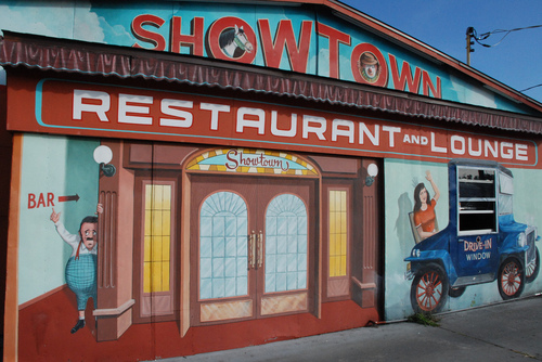 Gibsonton, FL: Gibsonton was famous as a sideshow wintering town, where various circus &quot;freaks&quot; would spend the off season. Showtown reasturant and lounge harkens back to a more colourful time.