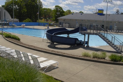 Cambridge, OH: Cambridge City Park Pool with Slides