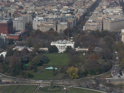 Washington, DC: White House view from Washington Monument