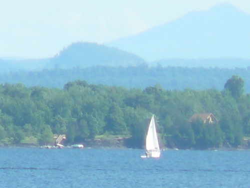 North Hero, VT: sailing away on Lake Champlain