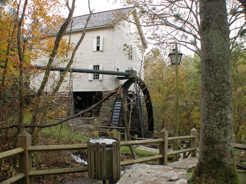 Mill Springs, KY: Old Mill at Millsprings State Park near Mill Springs, KY