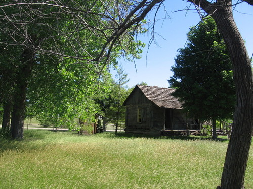 Battle Creek, NE: 1867 Skala Log Home
