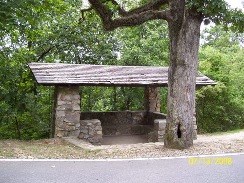 Hot Springs, AR: Resting spot coming down from mountain