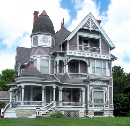 Fairfield, IA: A beautiful house
