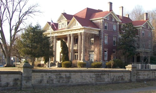 Paintsville, KY: Right side view of Our Lady of the Mountains School { Formerly Mayo Mansion }