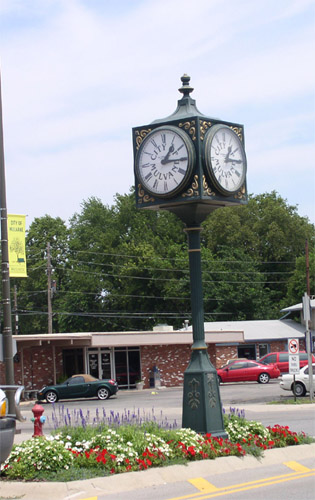 Mulvane, KS: A clock in the town square.