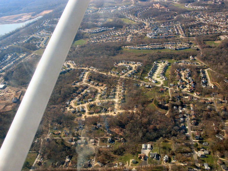 Valley Park, MO: Crescent Avenue