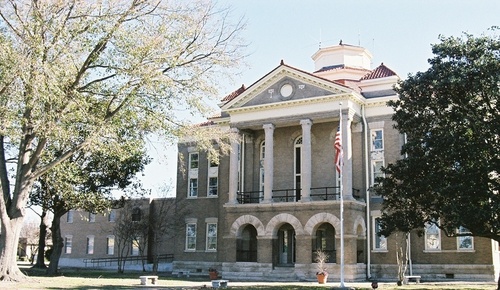 Rolling Fork, MS: Courthouse in Rolling Fork, MS