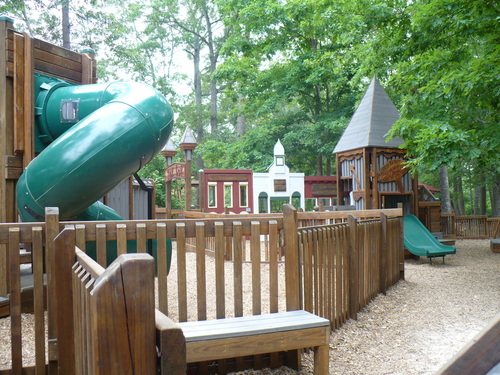 Pendleton, SC: Barrett's Place Playground