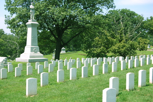 Keokuk, IA: National Cemetary