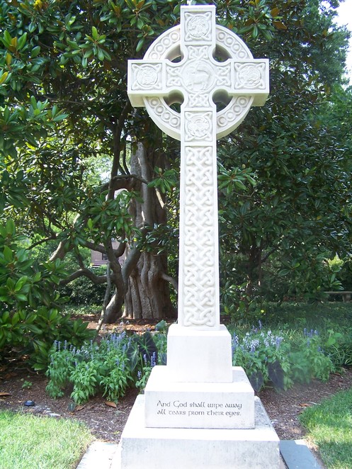 Chapel Hill, NC: UNC Cross of Rememberance
