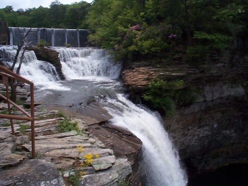 Mentone, AL: Beautiful DeSoto Falls