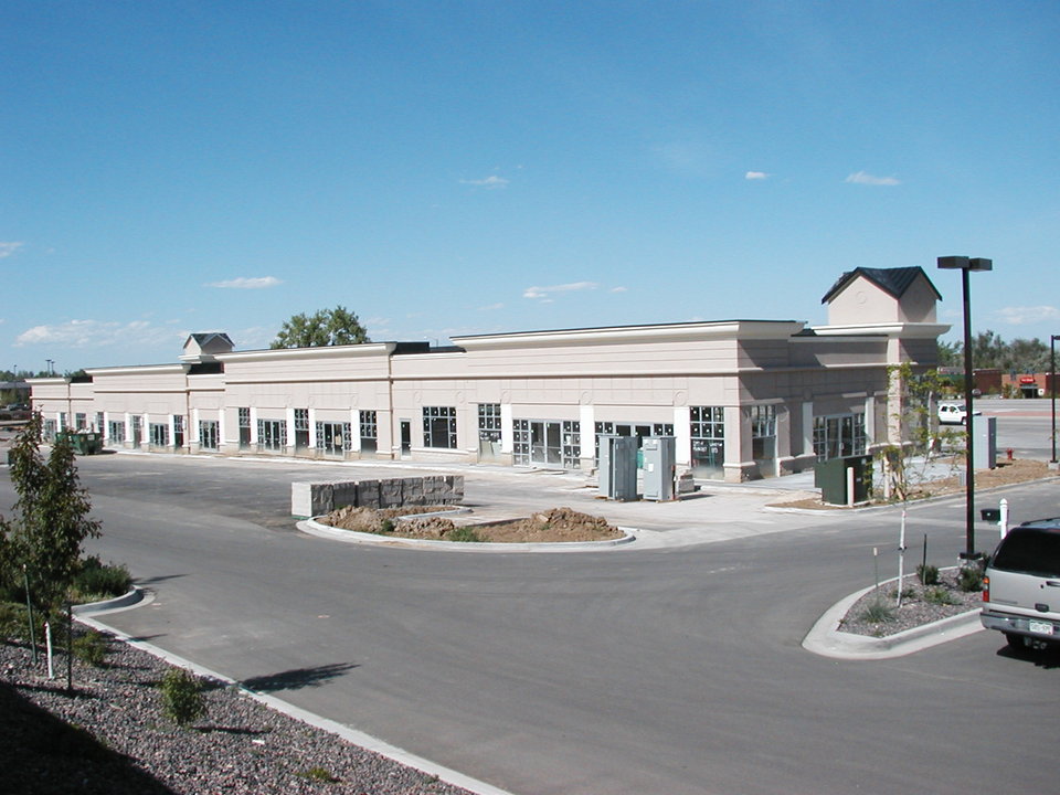 Lafayette, CO: Retail building on Baseline and 287