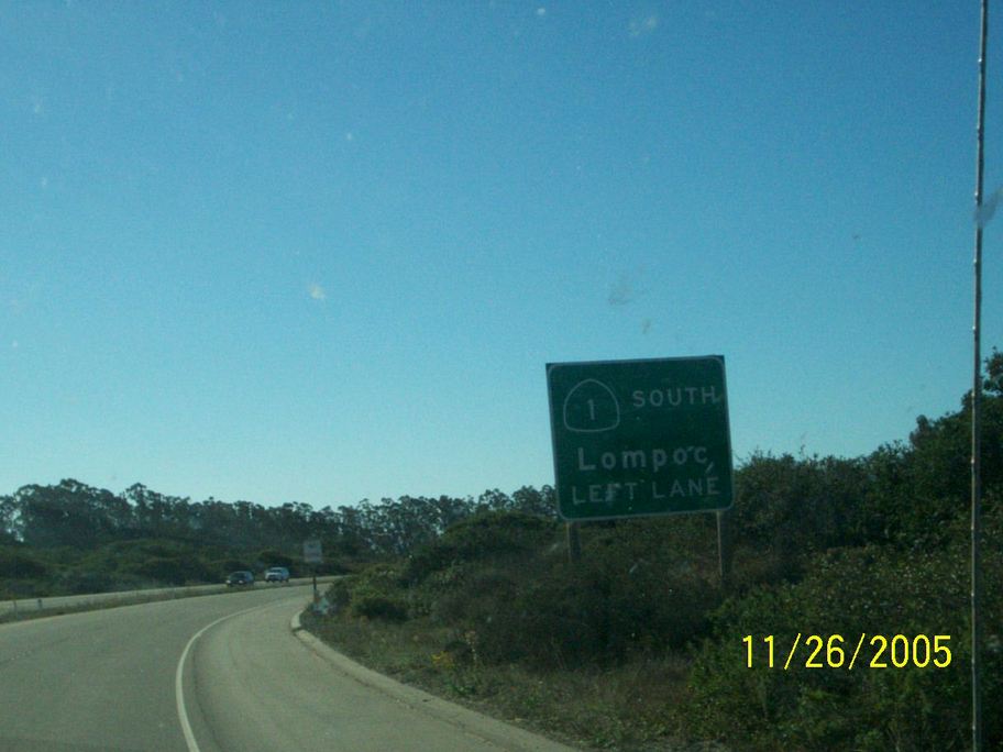 Lompoc, CA: Lompoc Sign Highway 1