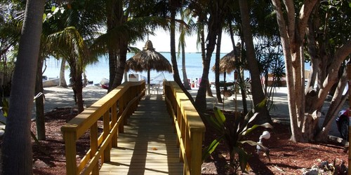 Key Largo, FL: Seafarer Resort 97684 Overseas hwy 33037