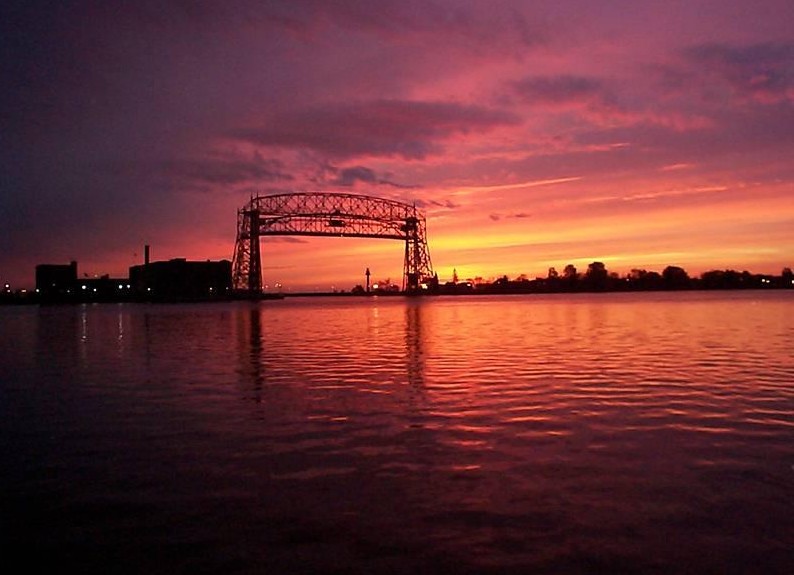 Duluth, MN: Duluth Lift Bridge from harbor side