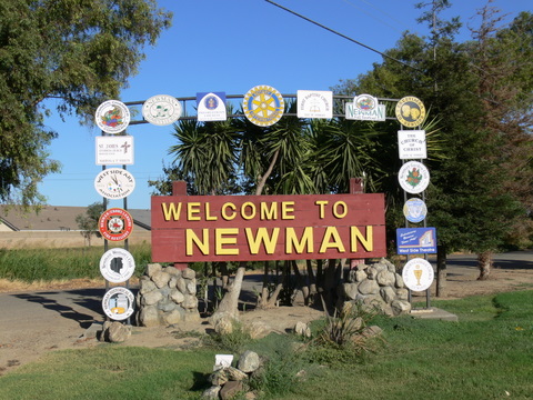 Newman, CA: entrence to city