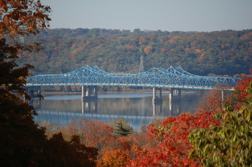 East Peoria, IL: McCluggage Bridge viewed from Highview Road