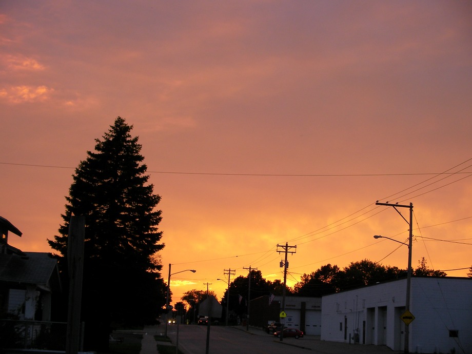 Bloomer, WI: Fire in the Sky