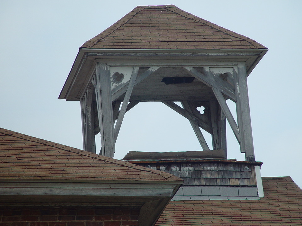 Stotts City, MO: Stotts City High School Bell Tower (under repair)