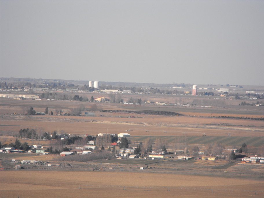 Othello, WA: i took this while i was coming down radar hill .i took this picture to use it on my senior project