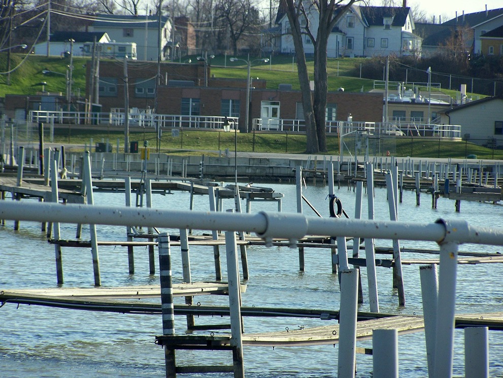 Conneaut, OH: water front