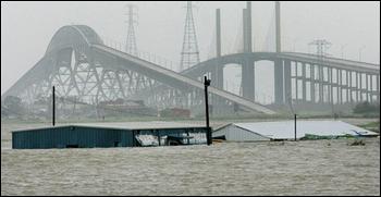 Bridge City, TX: bridge city during hurricane ike in 2008