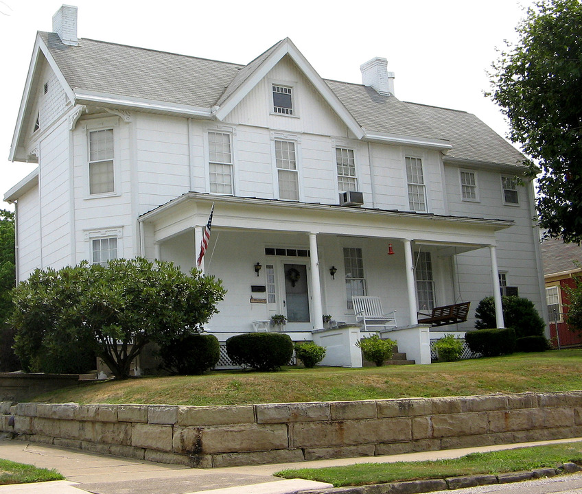 Sistersville, WV House on Elizabeth Street and Riverside Drive in Sistersville, W.Va. photo