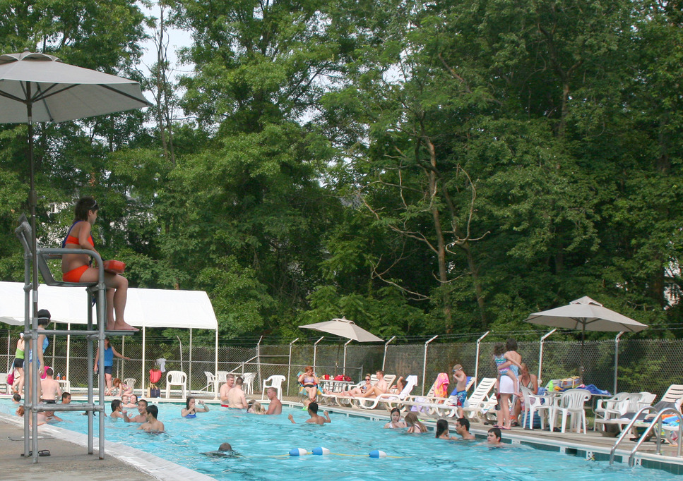 Bailey, VA: Glen Forest Swimming Pool