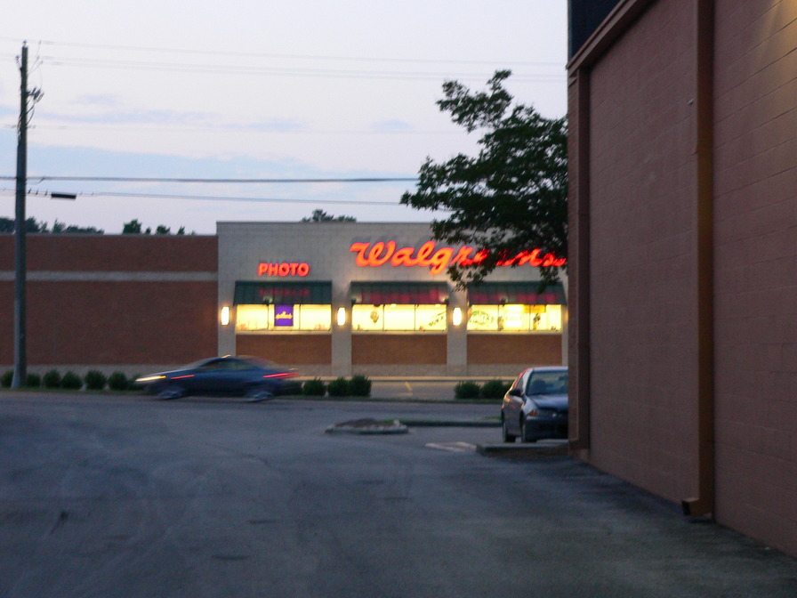 Cahaba Heights, AL: Walgreens...