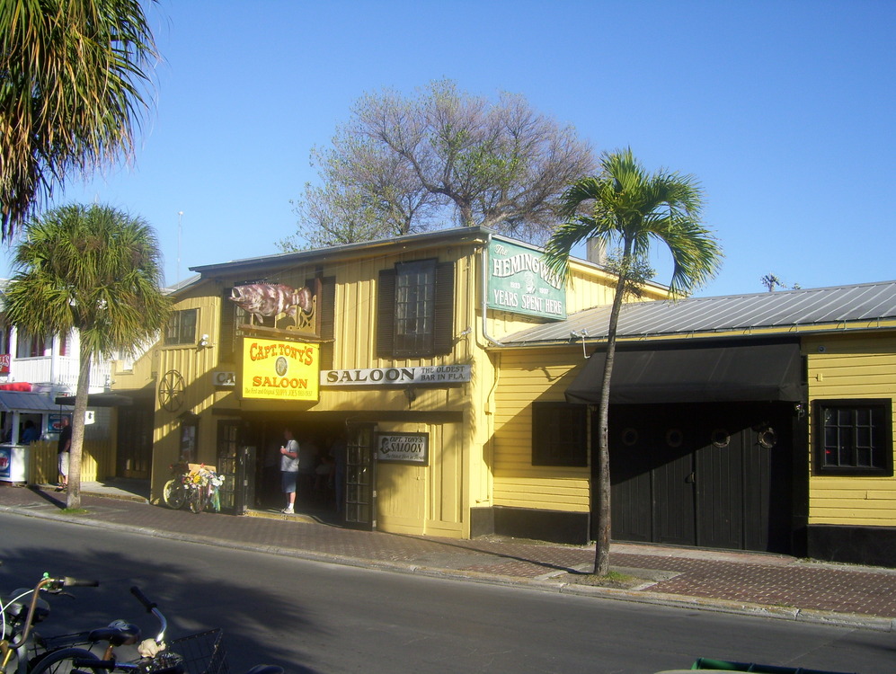 Key West, FL: Capt. Tony's bar