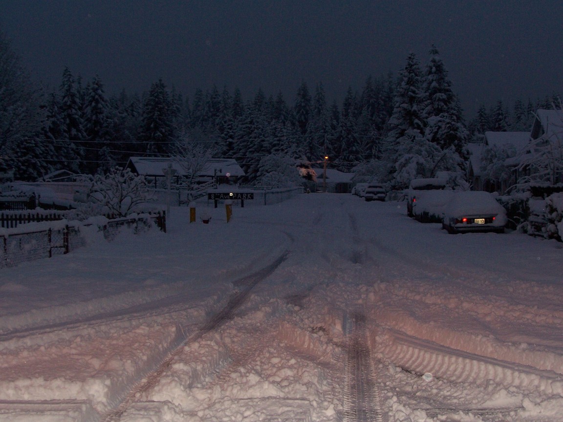 Carbonado, WA: Snowy Day in December 2005