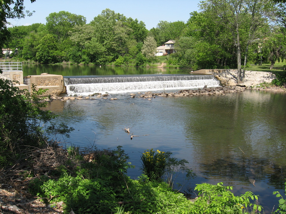 Clark, NJ: waterfalls at jackson pond, valley road, clark, nj