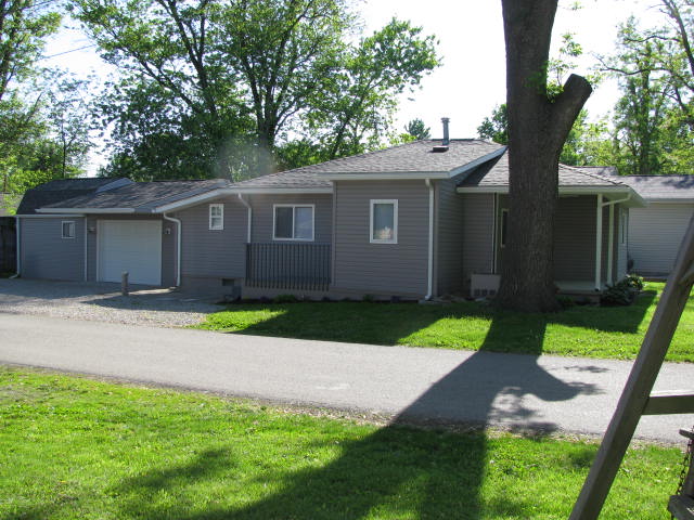 Buckeye Lake, OH: Gorgeous Cottage-Completed Updated-2009