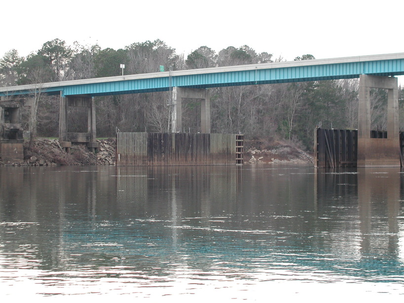 Chattahoochee, FL: River view