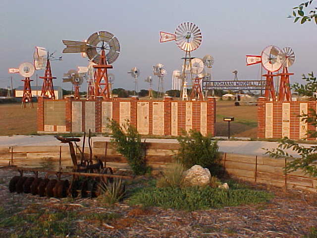 Spearman, TX: JB Buchanan Windmill Park at Spearman Texas