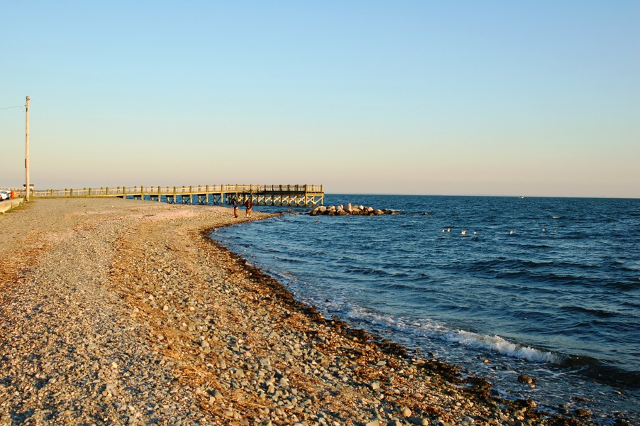 Milford, CT: Milford: The Pier at Gulf Beach