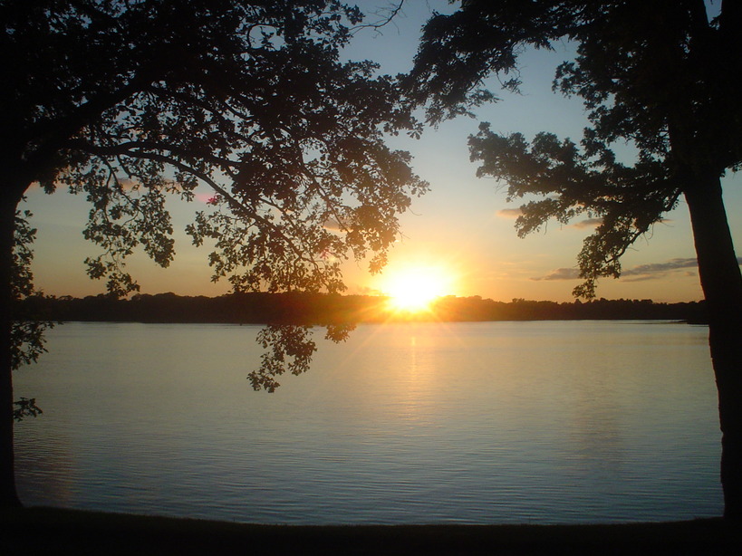 Fairmont, MN : Sun set caught in five minute intervals over lake ...