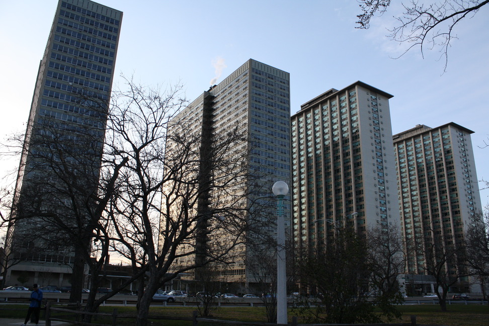 Chicago, IL: Buildings on Lake Shore Drive