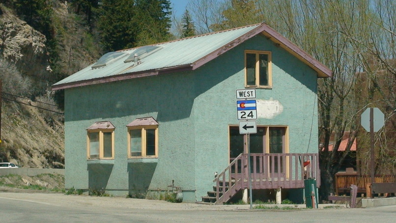 Minturn, CO: Empty, Delapidated Building. First building you see coming into Minturn
