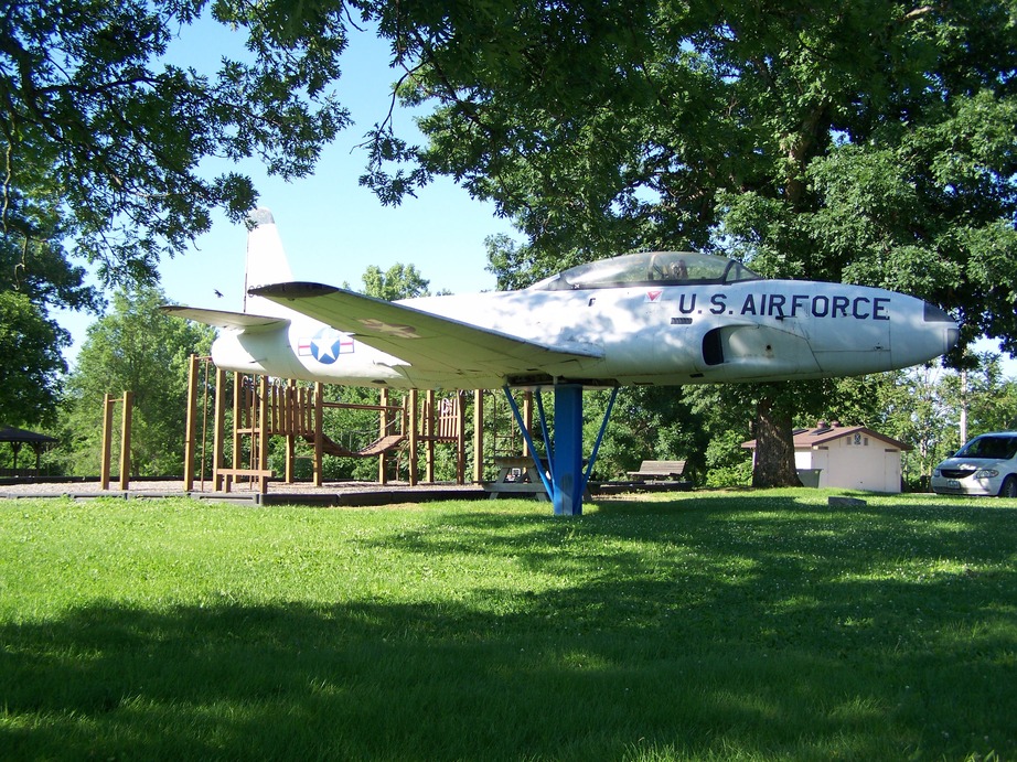 Sigourney, IA: Korean War Memorial in Sigourney, Iowa Legion Park