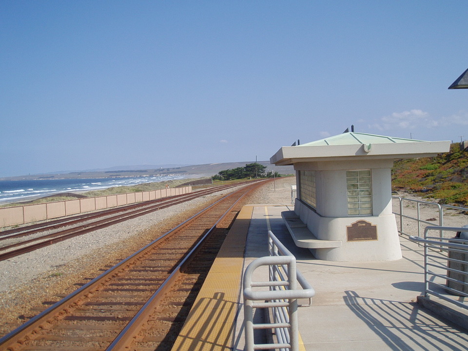 Lompoc, CA: Lompoc, CA. Train station