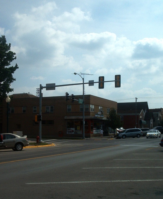 Morris, IL: Liberty St., slightly north of downtown Morris, as seen from the front of the library.