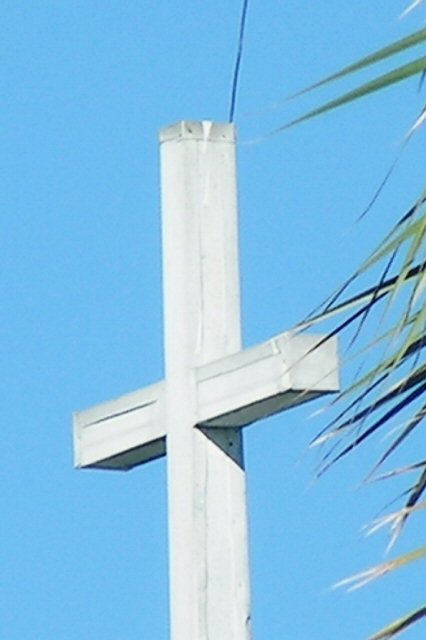 Sanford, FL: cross on top of a church