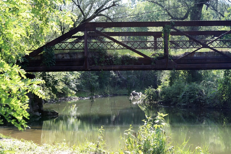 Darlington, PA : This is the original bridge into Darlington. photo